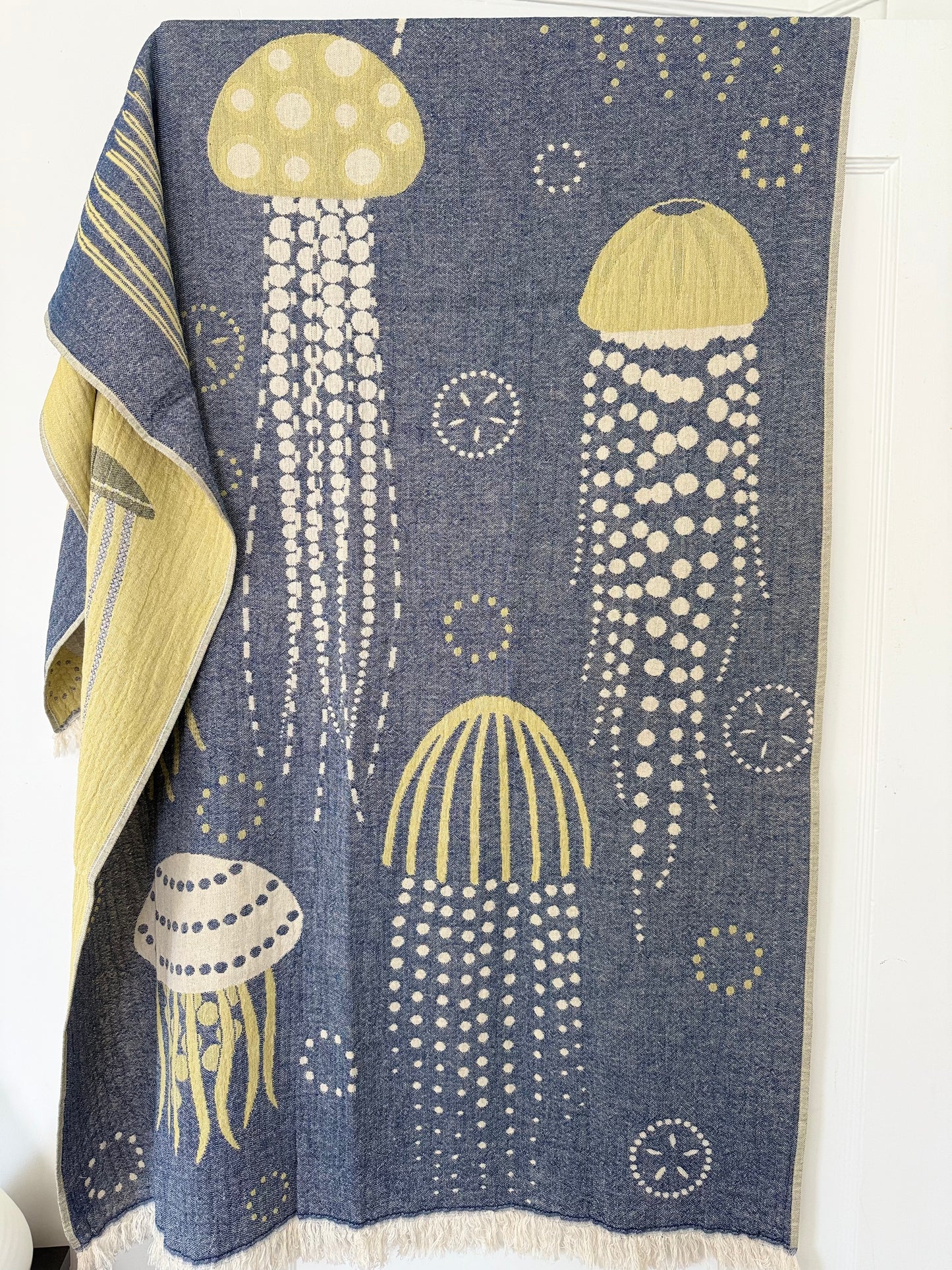 100% cotton Jelly Fish towel/throw, Denim & Yellow