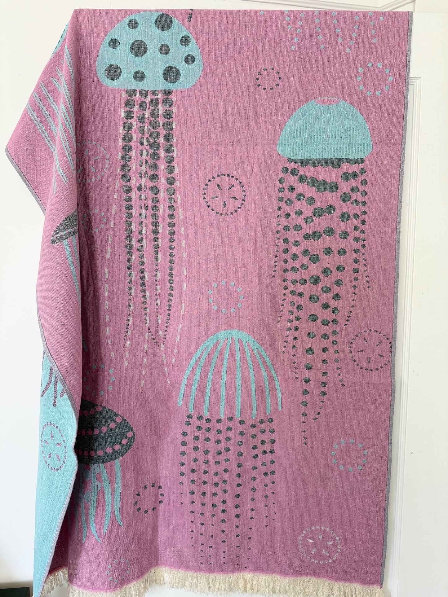 100% cotton Jelly Fish towel/throw, Pink & Turquoise & Gray
