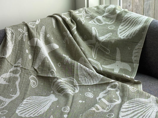 Beach Towel - Sea shells - green & beige