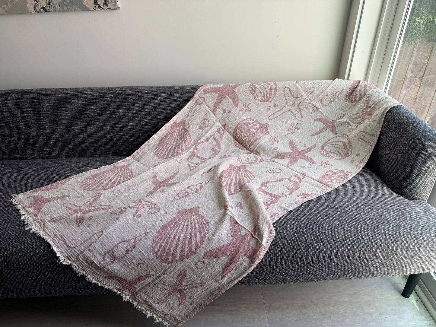 Beach Towel - Sea shells - pink & beige