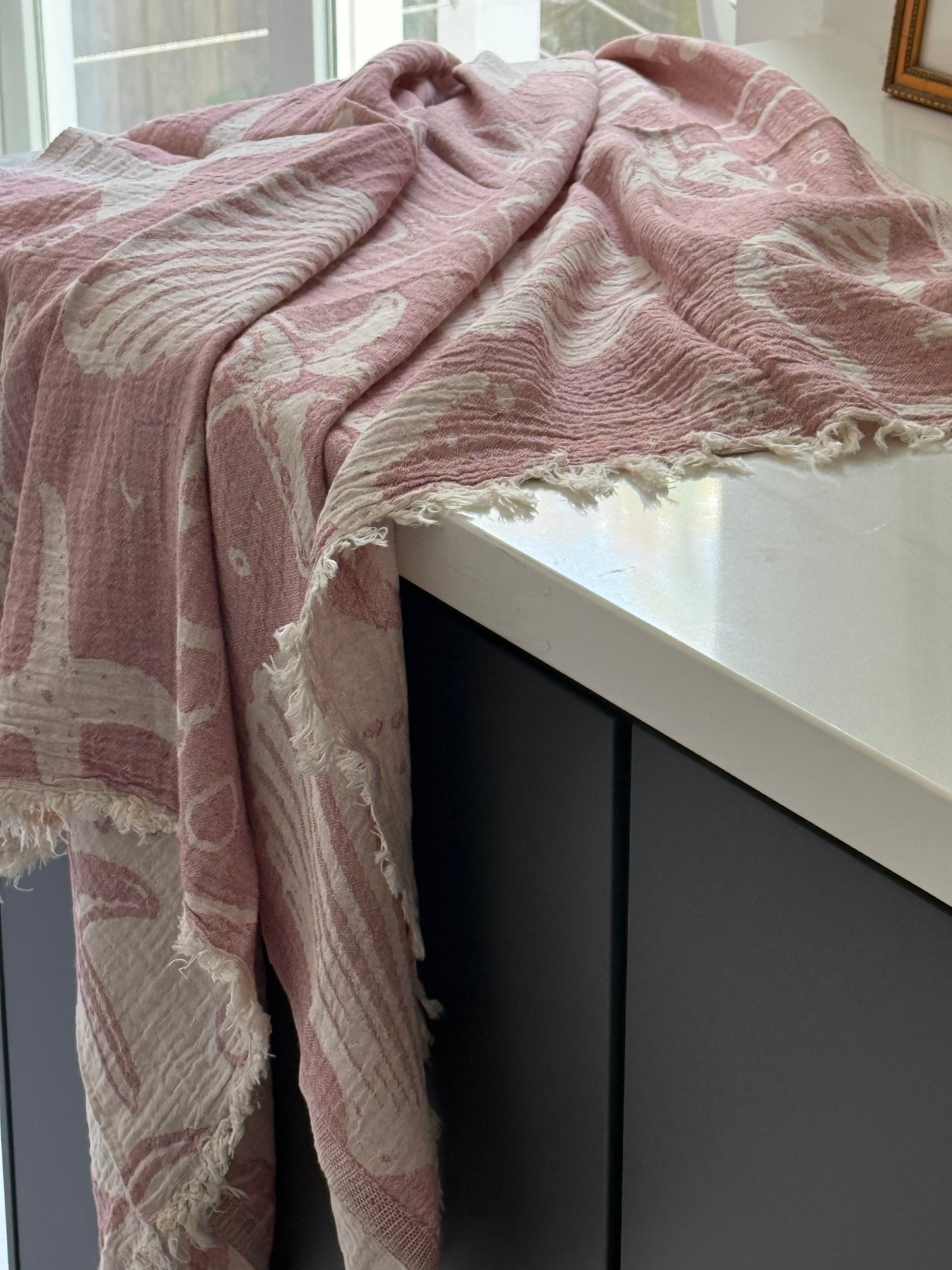 Beach Towel - Sea shells - pink & beige