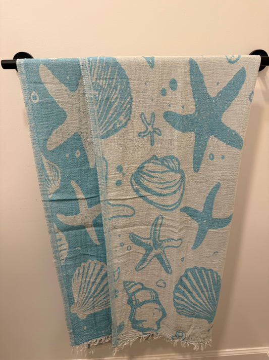 Beach Towel - Sea shells - blue & beige
